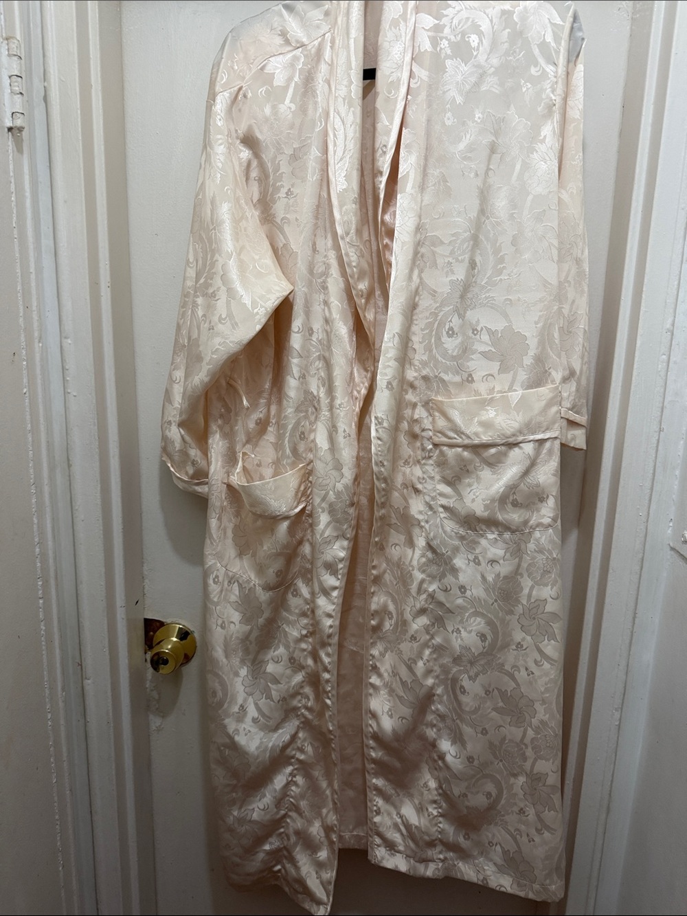 Victoria's Secret Cream Floral Jacquard Long Robe Coat